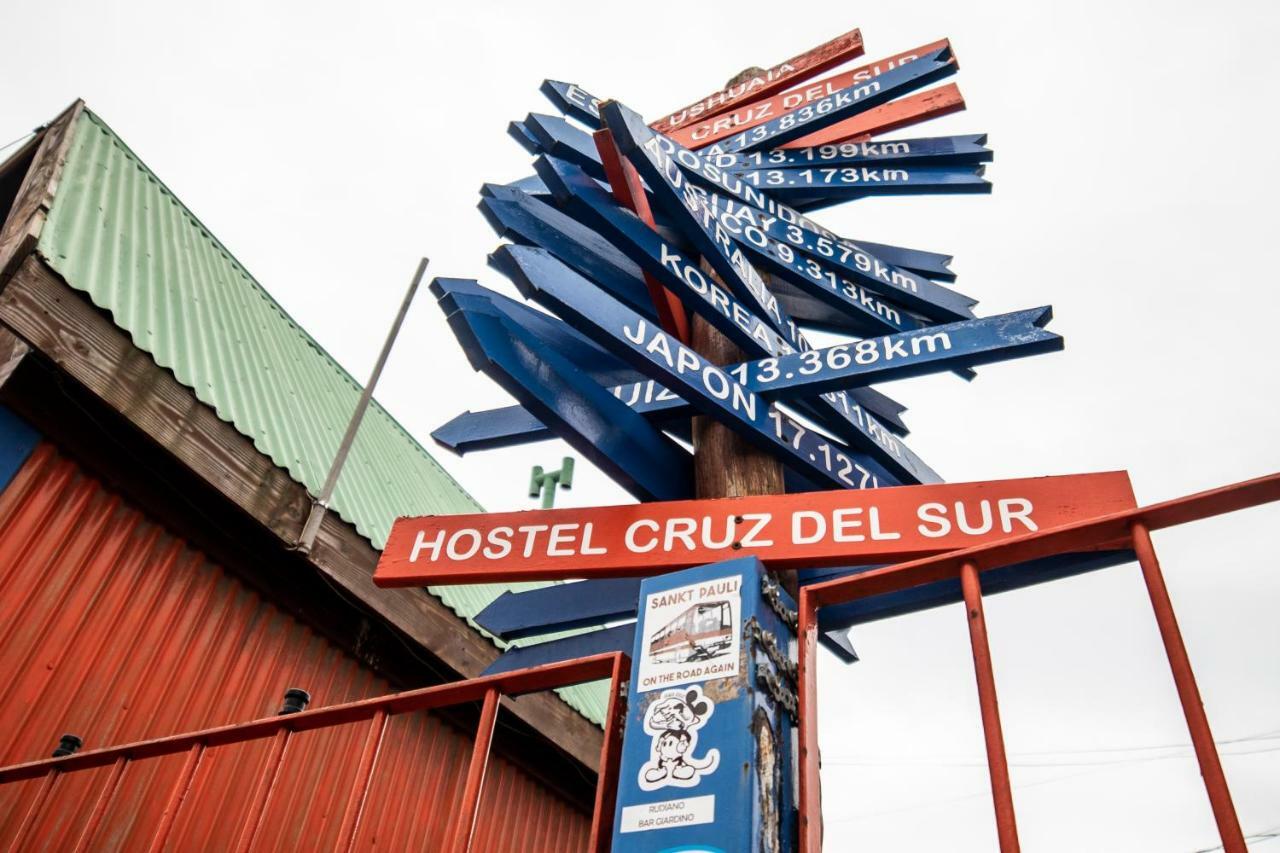Hostel Cruz Del Sur Ushuaia Exterior photo